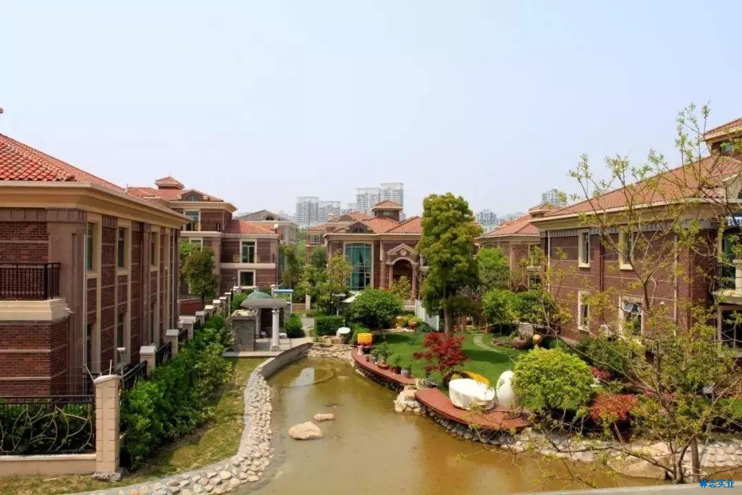 上海浦东御翠园四期别墅.jpg